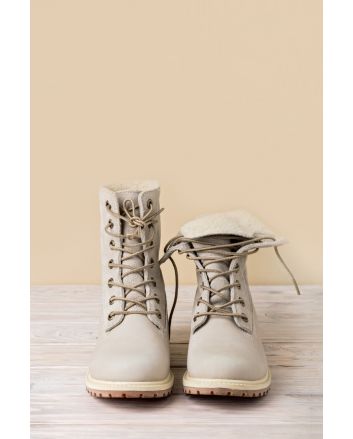 Ann Ankle Boot