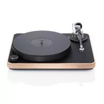  Clearaudio Concept Wood Turntable with Satisfy Black Tonearm and Maestro v2 MM Cartridge